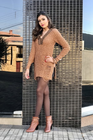 max blusa dezzafio confecçionada no fio frisecryl com aplicaçao em pedrarias ,um tricô de qualidade e moderno max blusa dezzafio confecçionada no fio frisecryl com aplicaçao em pedrarias ,um tricô de qualidade e moderno