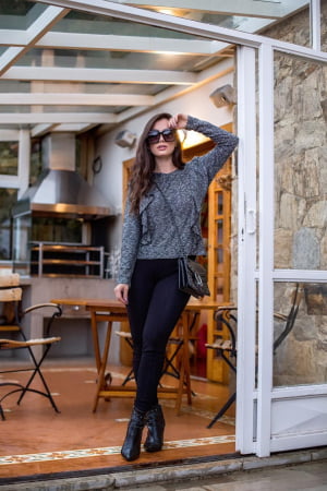 BLUSA BABAD LATERAL- MOLINE PRETO BLUSA BABAD LATERAL- MOLINE PRETO